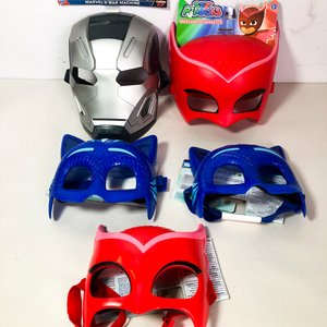 Lote de Juguetes: Máscaras Marvel y PJ Masks, Dinosaurios y Caballos - imagen 4