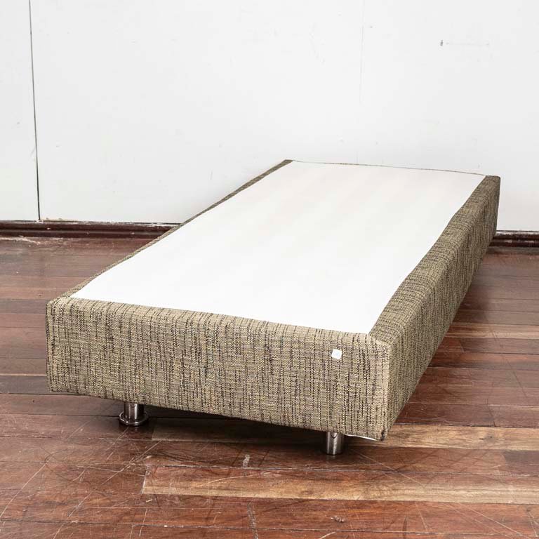 Item 2113899 - Image 0