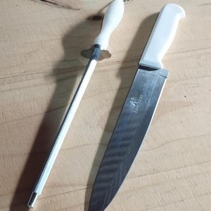 Lote anterior: Cuchilla de Cocina y Chaira con Mangos Blancos