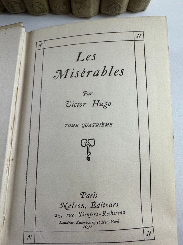 Libro de Victor Hugo: Los Miserables, Tomo Cuarto - imagen 3