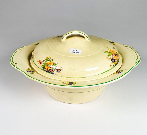 Lote siguiente: Sopera de loza inglesa con tapa, 30 cm - Colección de porcelana