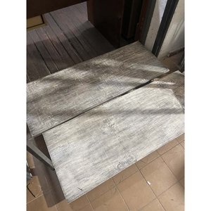 Par de Percheros Metálicos con Detalles en Pintura - imagen 2
