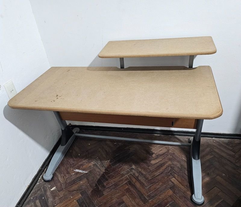 Mueble de escritorio antiguo - imagen 3