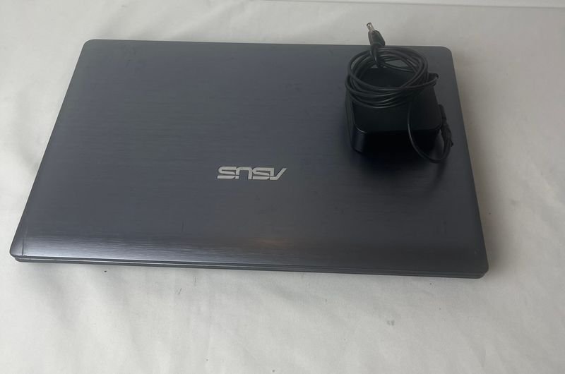 Portátil ASUS de alta gama - imagen 11