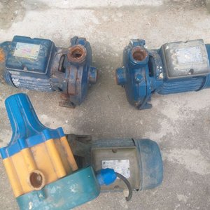 Lote de 3 Bombas de Agua Centrífugas Usadas - imagen 3