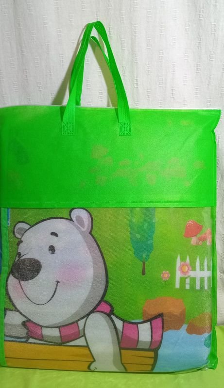 Alfombra Antiderrame Doble Faz Infantil Oso Polar 1.80m x 1.20m
