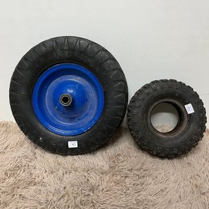 Juego de 2 Ruedas para Carretilla: Diámetro 36cm y Cubierta 24cm - imagen 1