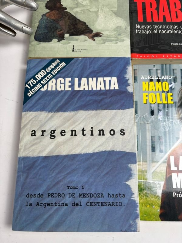 Colección de libros sobre política, historia y sociedad argentina - imagen 5
