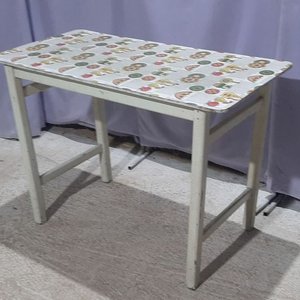 Mesa de Cocina Vintage con Tapa Decorada con Frutas - imagen 2