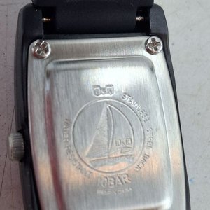 Reloj de Pulsera Q&Q Negro Cuadrangular - Joyería y Relojes - imagen 3