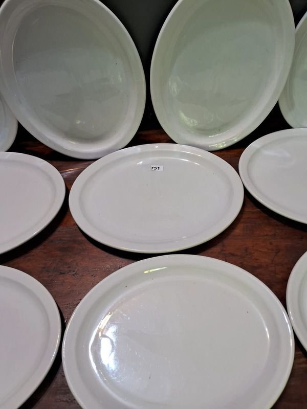 Lotes de platos de cerámica blancos y elegantes - imagen 2