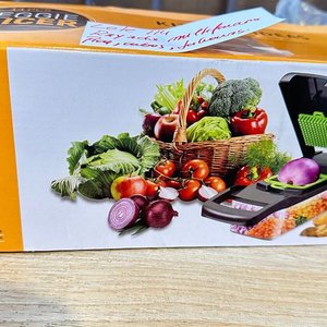 Rayador Multifunción "Veggie Slicer" con Accesorios - imagen 3
