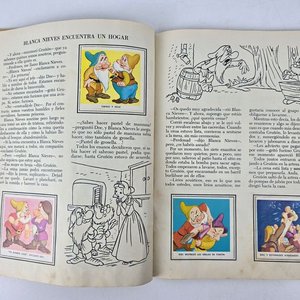 2 Álbumes Antiguos de Figuritas Completos: "Blancanieves y los Siete Enanitos" y "Prehistóricos y Vertebrados" - imagen 6