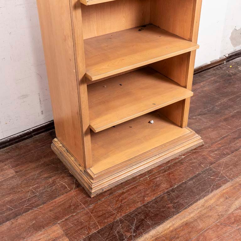 Item 2097506 - Image 1