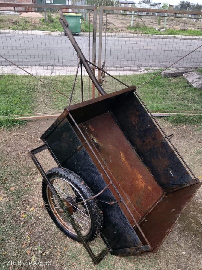 Carro Metálico para Moto con Rueda