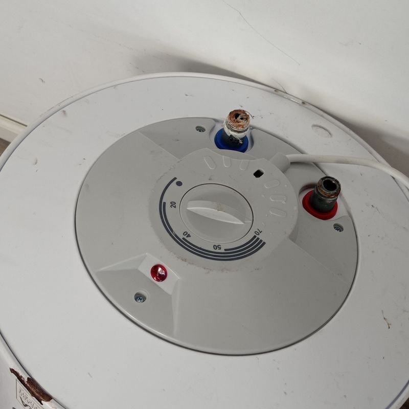 Calefón James de 40 litros en venta - imagen 5
