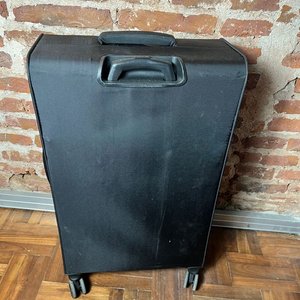 Valija de Viaje Negra con Ruedas y Cerradura - imagen 3