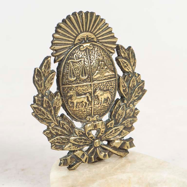 Cenicero granito y bronce con escudo Uruguayo - imagen 2