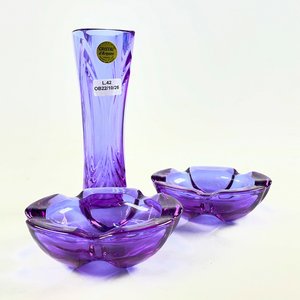 Conjunto de 3 piezas de cristal color lila: 2 ceniceros y 1 florero - imagen 3