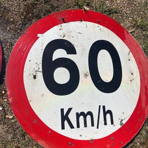 Cartel de señalización de velocidad 60 km/h, diámetro 75cm - imagen 2