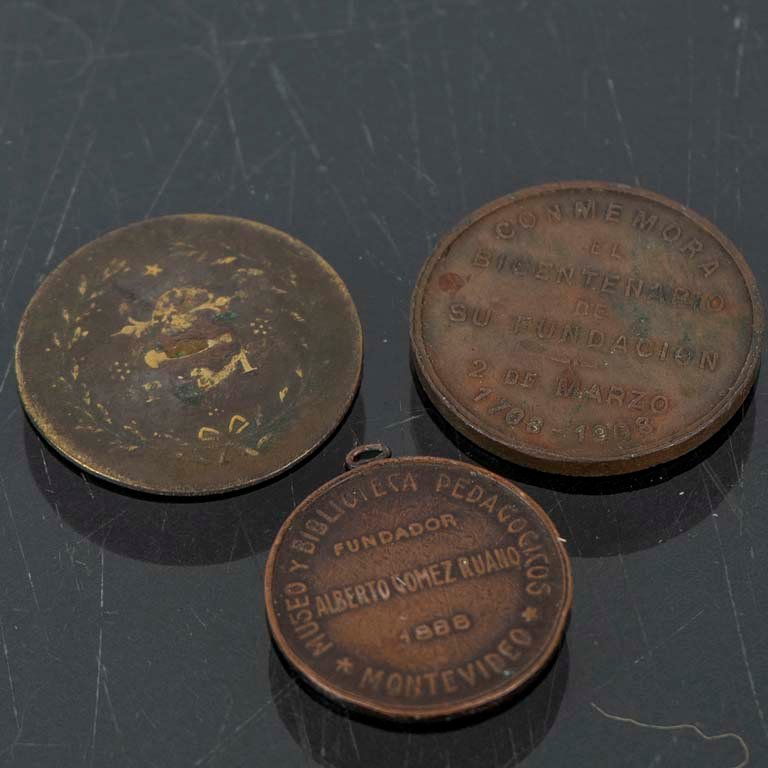 Item 2106561 - Image 1