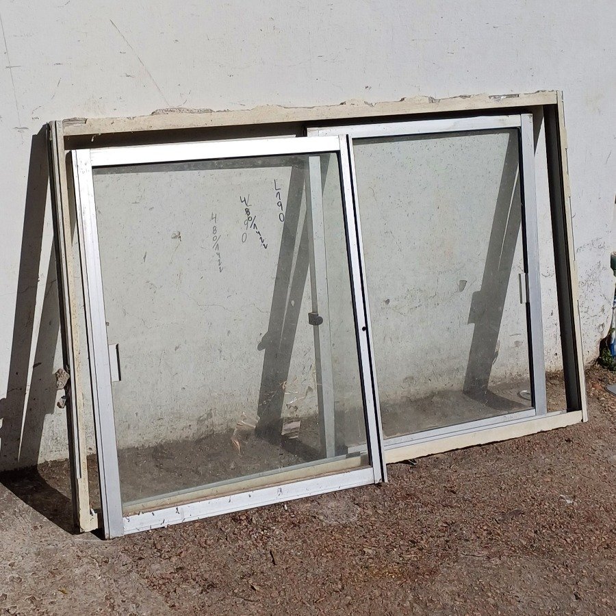 Ventana de aluminio con hojas corredizas para venta - imagen 4