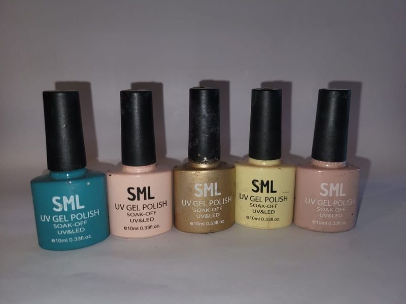 Lote anterior: Esmaltes de uñas semipermanentes en gel UV