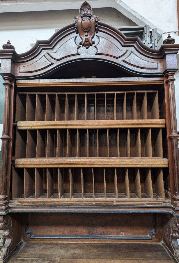 Aparatos de almacenamiento y exhibición de vinos y muebles de estilo clásico - imagen 3