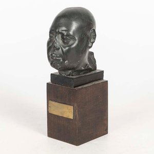 Lote siguiente: Escultura Cabeza Egipcia Dinastía XXII - Réplica Museo del Cairo