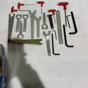 Lote siguiente: Juego de Herramientas Manuales Variadas