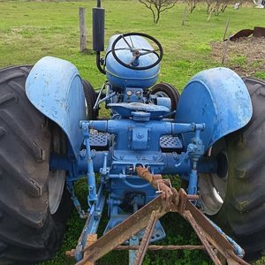 Tractor Fordson Major E1A con Rastra, Arado y Disquera - imagen 14