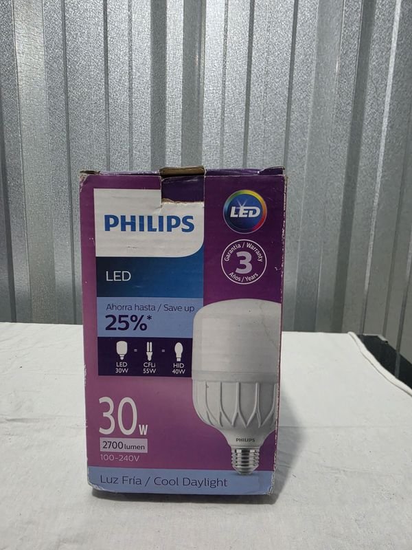 Lámpara LED Philips de Alto Flujo Luminoso, Luz Fría