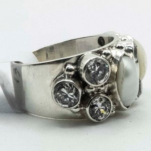 Anillo de Plata con Perlas y Circonias Talla 18mm - imagen 2