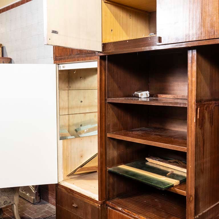 Mueble modular de 10 puertas y estantes con bar interior - imagen 3