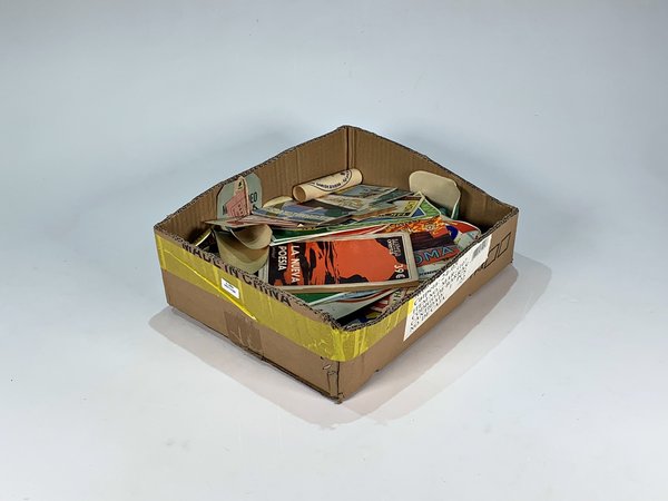 Lote de Etiquetas y Sellos de Equipaje Vintage