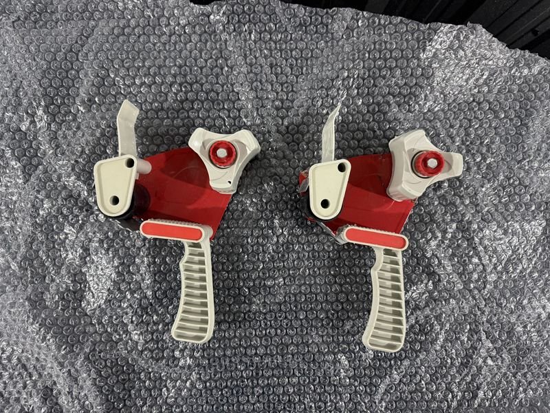 Dispensador de Cinta Adhesiva Rojo y Blanco
