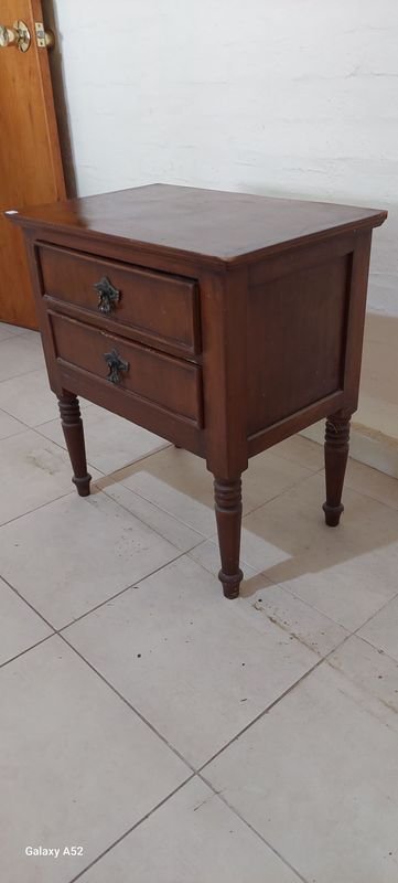 Mesa de luz madera clásica - imagen 3