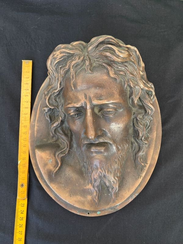Bronce de Jesucristo con detalles realistas - imagen 1