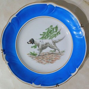 Lote anterior: Plato Decorativo Vintage de Porcelana con Perro de Caza y Filetes Dorados