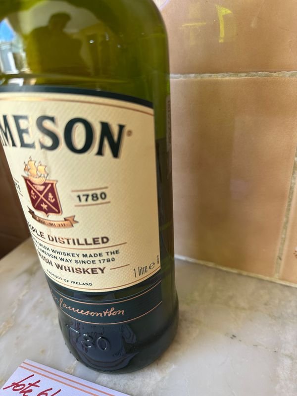 Lote anterior: Whisky Jameson 1L - Botella de Whisky Irlandés