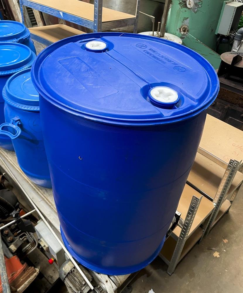 Tarrina Plástica Azul de 200 Litros