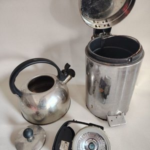 Tetera de Acero Inoxidable, Papelera y Linterna de Camping - imagen 2