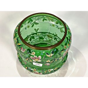 Bizcochera de Vidrio Esmaltado Verde con Decoración Floral y Virola Metálica - imagen 4