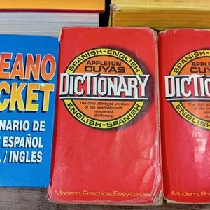 Lote de 4 Diccionarios: Inglés-Español, Sinónimos y Antónimos - imagen 2