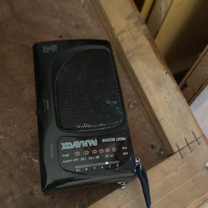 Lote siguiente: Radio Portátil Panavox AM/FM