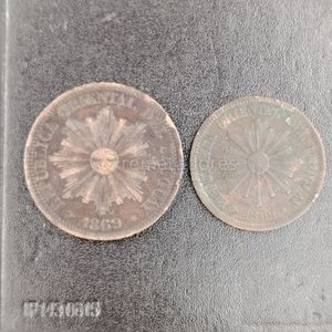 Lote siguiente: Dos Monedas Antiguas de Uruguay - República Oriental 1869