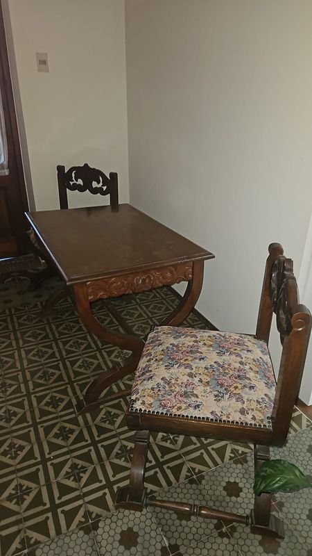 Mesa y butacas en robles - Muebles de madera - imagen 3