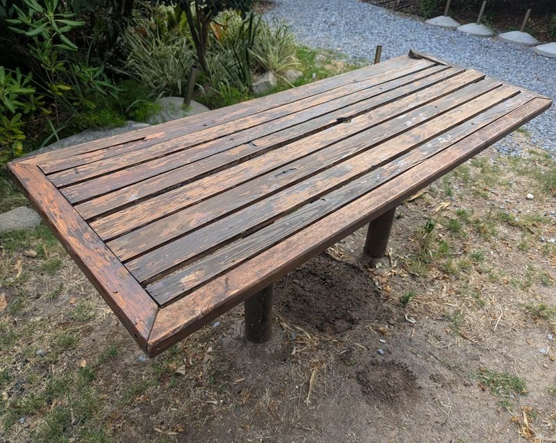 Mesa y banco de madera para exterior - imagen 14