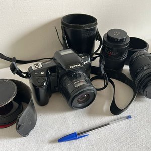 Cámara Pentax P20 con Lentes Sigma y Accesorios - imagen 2