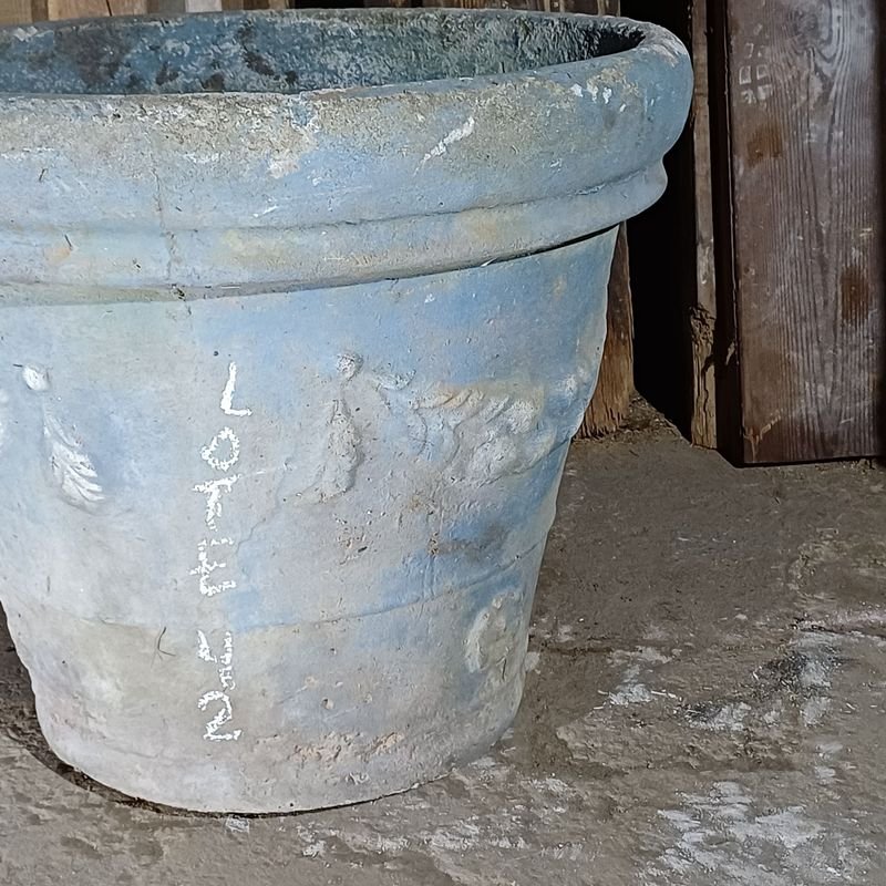 Macetero de gran tamaño en material - imagen 2